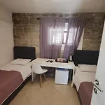 Rooms Pama